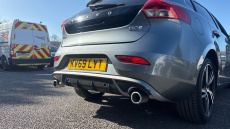 Volvo V40 D2 [122] R DESIGN Edition 5dr Diesel Hatchback